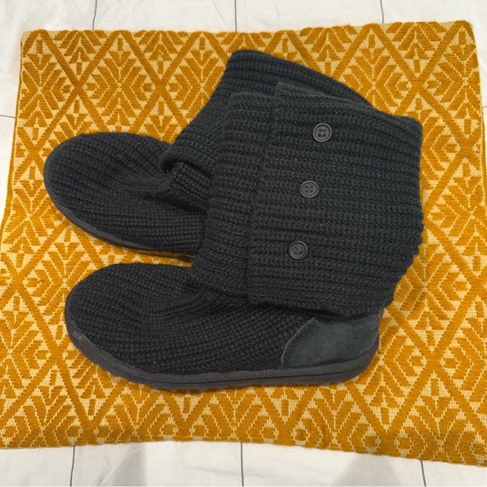 UGG Classic Cardy Sweater Knit Black Button Boots, sz 8, orig $120